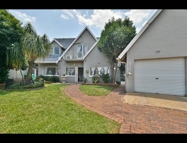 4 BEDROOM HOUSE FOR SALE IN GLENANDA